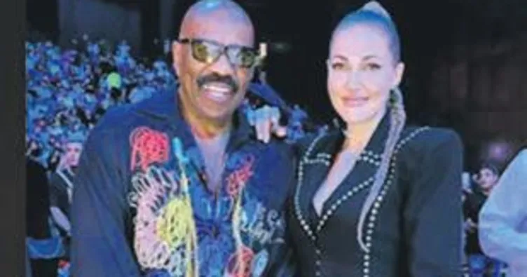 Uzerli, efsane basketçi ile aynı karede