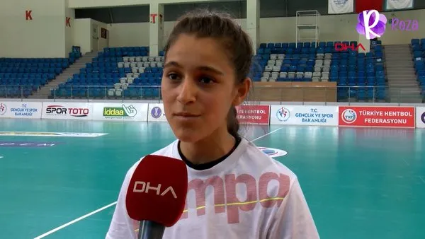 Türkiye Şanlıurfalı 13 yaşındaki hentbolcu Merve Akpınar'ın açıklamalarını konuşuyor! 