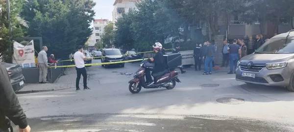 bayrampasada-esine-urun-satmaya-calisan-kasabi-bicakla-oldurdu-1792600285410.jpg