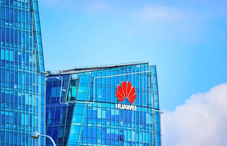 HUAWEİ TELEFONLARDA YENİ DÖNEM