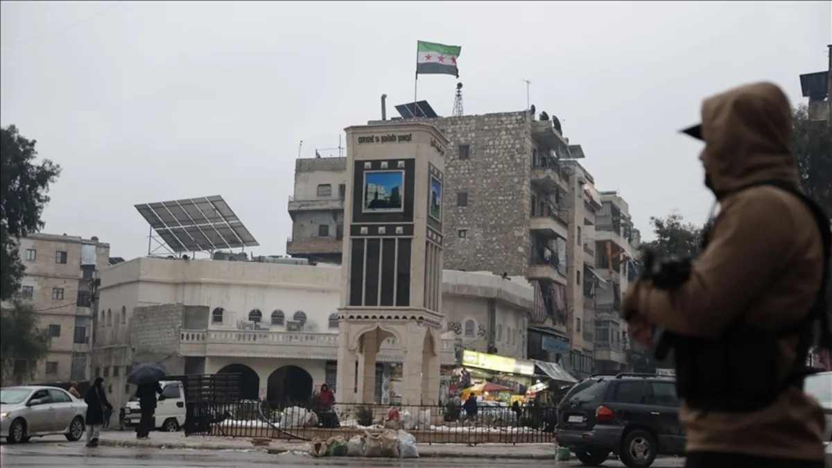 İnsani koridordan sivil geçişi başladı