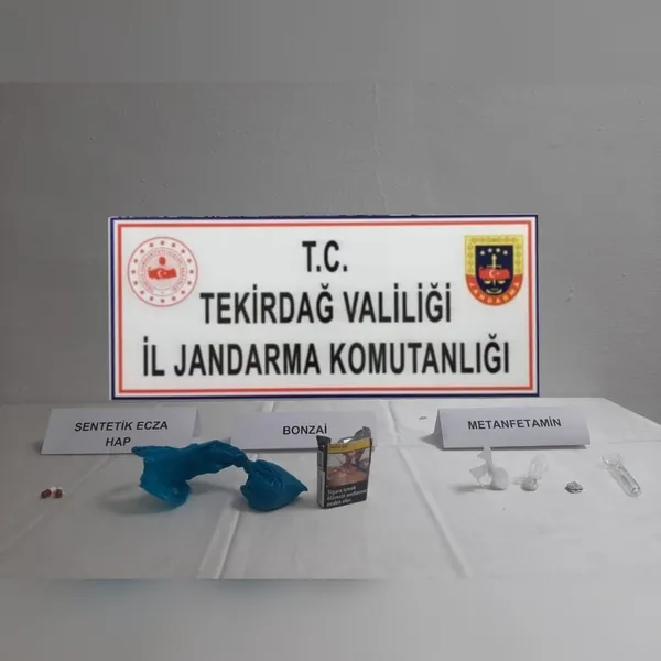 tekirdag-jandarma-komutanligindan-uyusturucu-denetimleri-cok-sayida-madde-ele-gecirildi-1719517159201.jpeg
