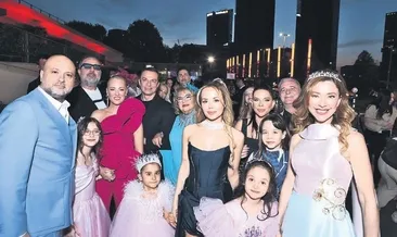 Sihirli Annem’e coşkulu gala