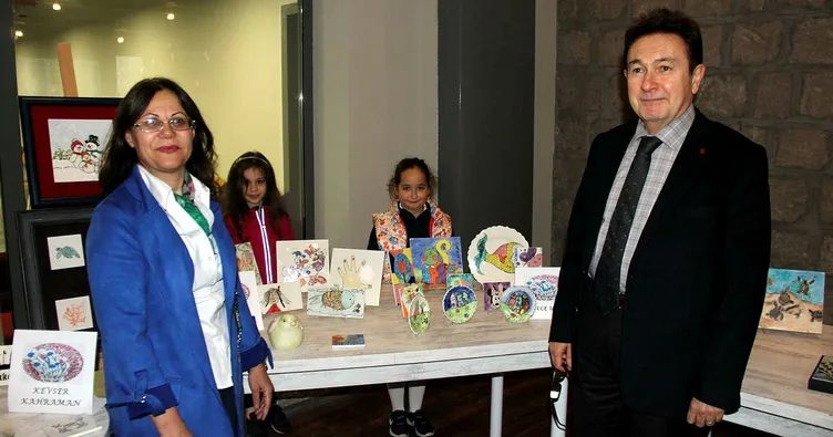 AGÜ’de ’Çini Sergisi’ açıldı