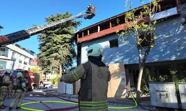 Avcılar’da iki katlı metruk binada yangın! İtfaiye ekiplerinin müdahalesiyle söndürüldü