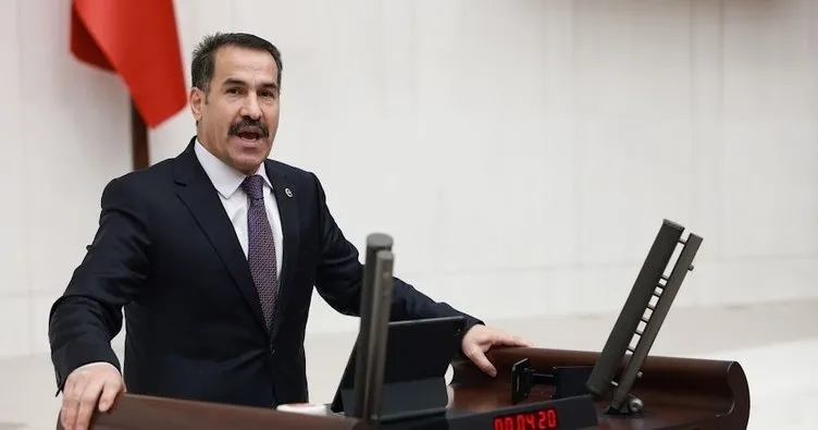 AK Parti Kocaeli Milletvekili Cemil Yaman, Türkkan’ın ’cami projesinin kaldırıldığı’ iddiasını yalanladı