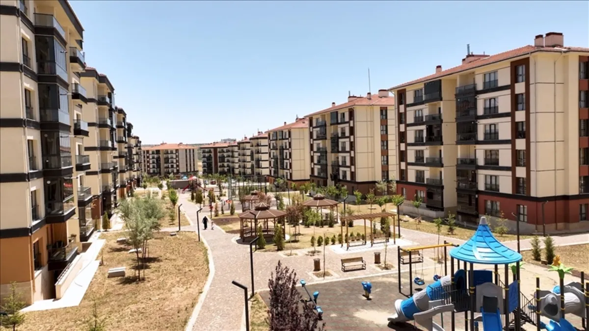 “Yüzyılın Konut Projesi” Kırşehir kuraları çekildi “Yüzyılın Konut Projesi” Kırşehir kuraları çekildi