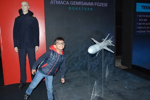 turk-savunma-sanayinin-gozbebekleri-uskudarda-sergileniyor-1683732089408.jpeg