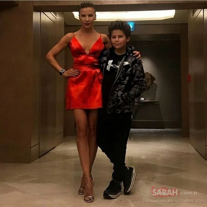 Yaprak Dökümü'nün Fikret'i Bennu Yıldırımlar'ın kızı Ada güzelliğiyle sosyal medyayı salladı! İşte Bennu Yıldırımlar'ın gözlerden uzak büyüyen kızı...