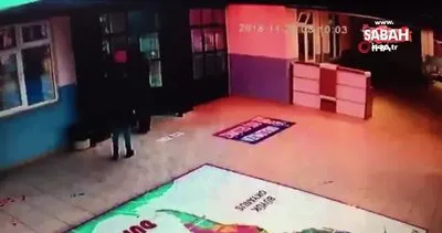 İstanbul’da öğretmene kızdan öğrenci velilerinin okul bastığı anlar kamerada