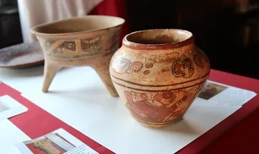 Yıllarca rafında durdu! 1200 yıllık hazine olduğu sonradan anlaşıldı