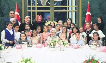 Koruma altındaki çocuklarla iftar