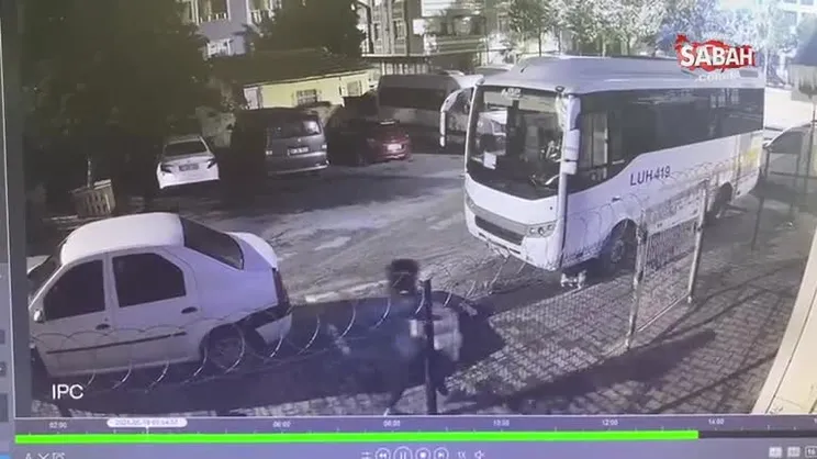 Babasından korktu, doğurur doğurmaz bebeği çöpe attı! | Video