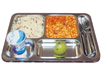 Tabldot yemeğe kur zamanı