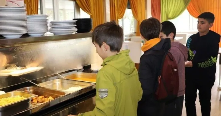 MEB, okul öncesinde haftada 5 gün ücretsiz yemek uygulamasına 6 Şubat’ta başlıyor