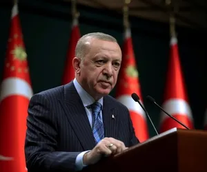 Yüzler teker teker Türkiye’ye dönüyor… AB ülkesinden itiraf sözleri: Erdoğan’ı suçluyorlar ama onun gibi olmak istiyorlar!