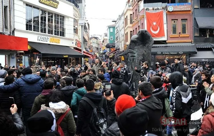 Beşiktaş-Fenerbahçe derbisi için nefesler tutuldu! Taraftarlar derbi ateşini yaktı