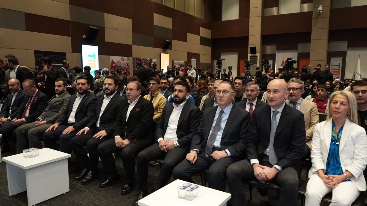 TÜGVA'dan dünyanın en büyük münazara organizasyonu! Beşinci: 8 bin gence dokunacağız