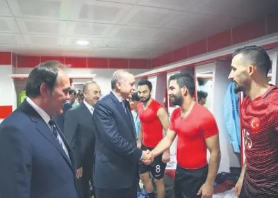Allah’tan ayaklarınıza güç diliyorum - 4