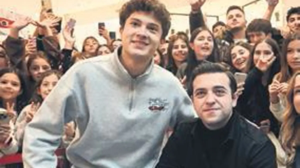 Yıldızlar Biz Bize’de