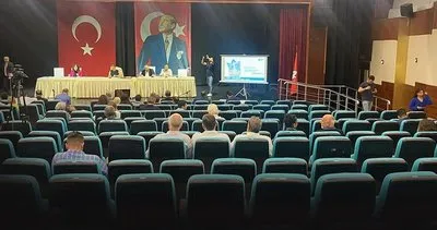 CHP’li meclis üyeleri CHP’li başkana karşı kazan kaldırdı #izmir