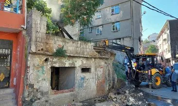 Kuştepe’de 18 metruk binanın yıkımı başladı