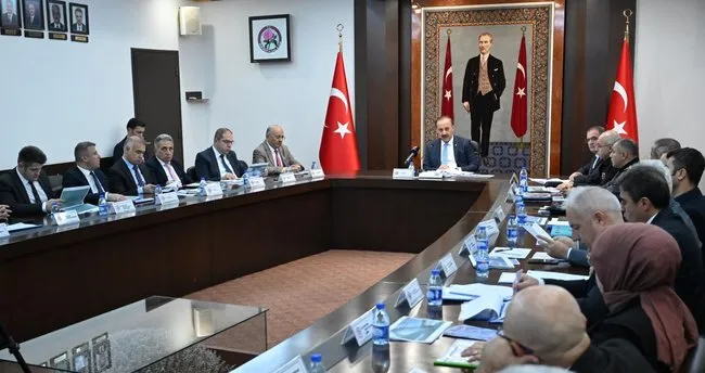 Isparta’da kış mevsimi trafik tedbirleri koordinasyon toplantısı yapıldı