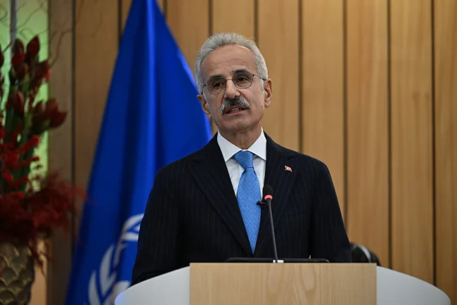 bakan-uraloglu-isbirligimizi-guclendirmede-kararliyiz-1764002333177.jpg (800×534)