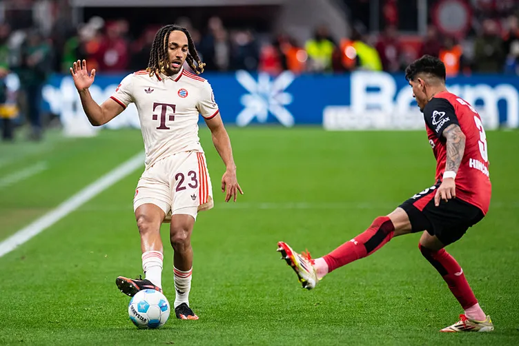 Son dakika haberi: Bayern Münih’ten bomba Sacha Boey kararı! Rekor bedelle transfer olmuştu...