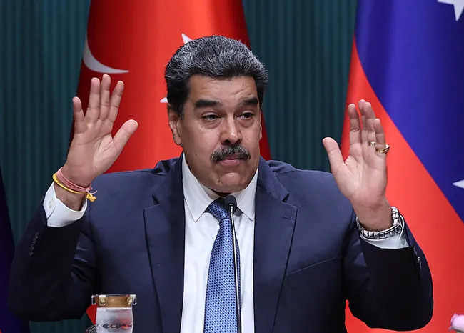 son-dakika-abd-neden-venezuelayi-vurdu-uzmanlar-ahaberde-degerlendirdi-hedef-venezuelanin-yer-alti-kaynaklari-1767434179015.jpeg SON DAKİKA… ABD neden Venezuela’yı vurdu? Uzmanlar AHaber’de değerlendirdi: Hedef Venezuela’nın yer altı kaynakları!