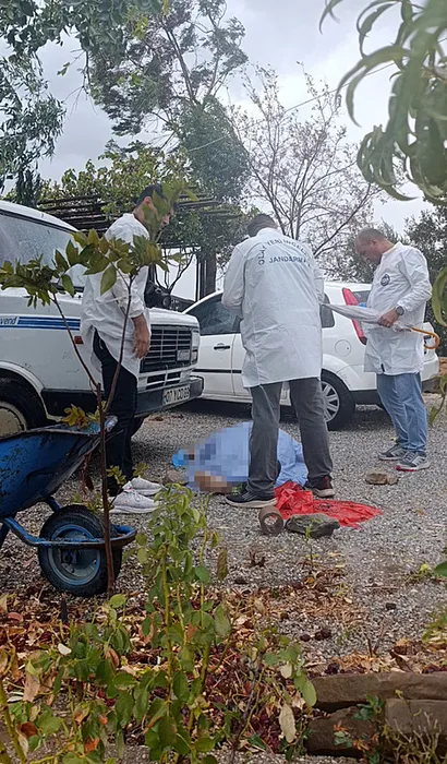 Antalya’da kan donduran olay: Tartıştığı eşini öldürüp canına kıydı!