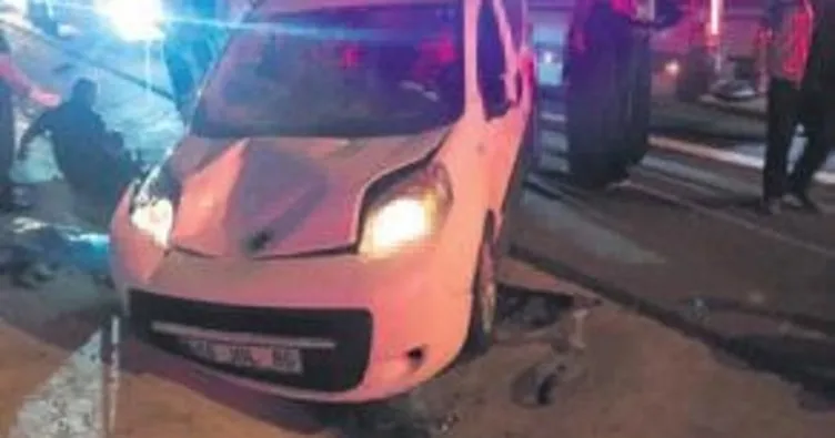 Bursa’da feci kaza: 2 ölü, 14 yaralı