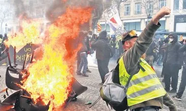 Fransa: Gösterilerde sosyal medyayı kısıtladık