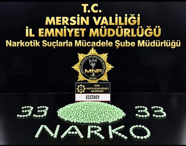 mersinde-zehir-tacirlerine-gecit-yok-7-kisi-tutuklandi-1793202198416.jpeg