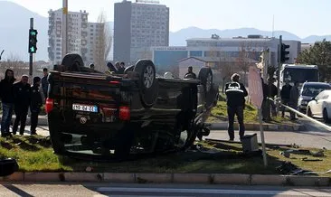 Isparta’da otomobil ile minibüs çarpıştı: 1 ölü, 7 yaralı!