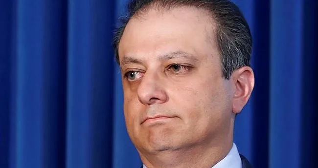 Savcı Bharara kovuldu