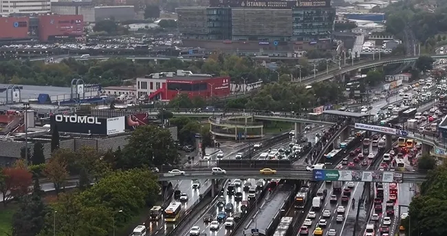İstanbul’da trafik yoğunluğu böyle görüntülendi