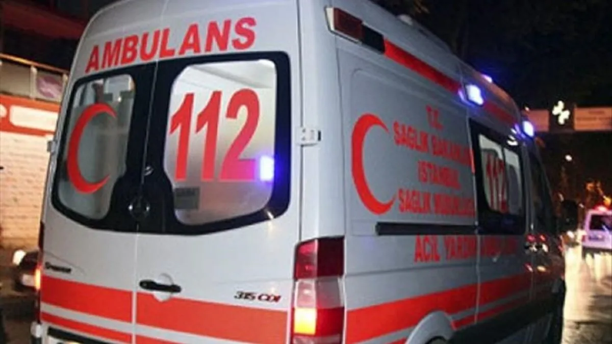 Düğüne giderken kaza yaptılar