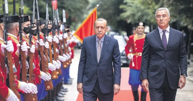 Karadağ’da görkemli karşılama