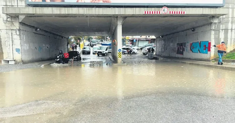 Sağanak vurdu fırtına kapıda