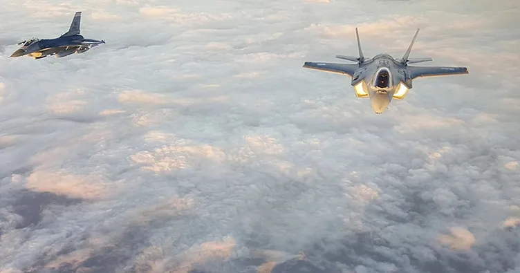 ABD’de eğitim görevinde kaza: Savaş uçağı yere çakıldı