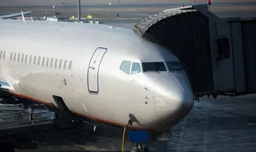 Boeing’de yeni skandal! Havada çatladı, acil iniş yaptı