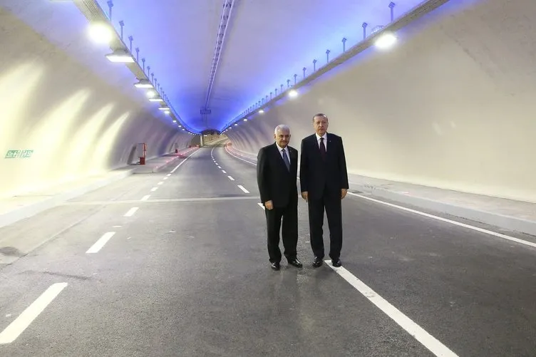 Dev proje Avrasya Tüneli açıldı