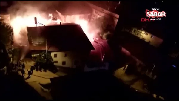 Karaman Ermenek'te ahşap evde çıkan yangın, 3 eve daha sıçradı