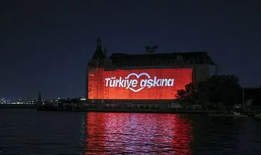 Son dakika: İstanbul’un simge yapılarında 15 Temmuz’u anlatan mapping gösterisi