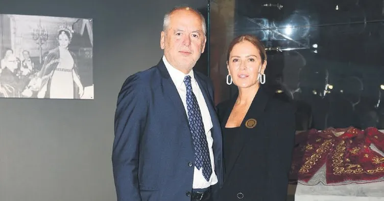 Milyonluk tabloları çalıp kaçtı