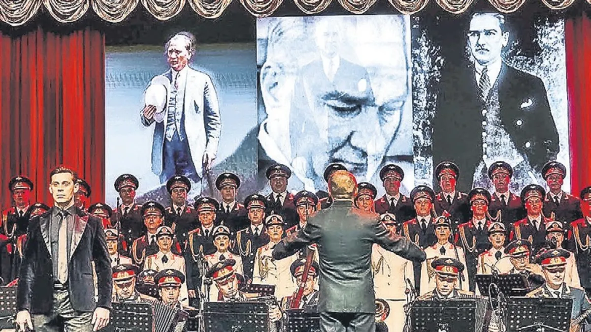 Aleksandrov Rus Kızılordu Korosu ve Dans Topluluğu'nun Türkiye turnesi kapsamında vereceği konserler