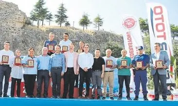 Egirdir’de triatlon şöleni