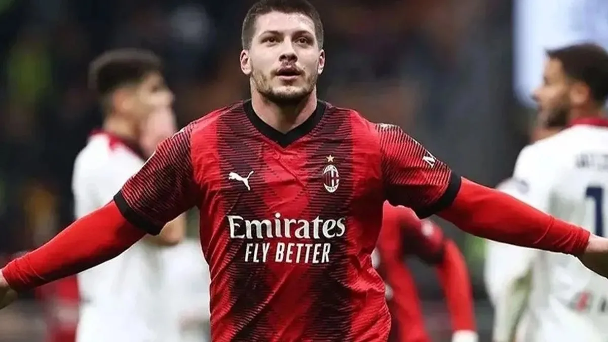 Son dakika: Galatasaray'dan Jovic takibi!