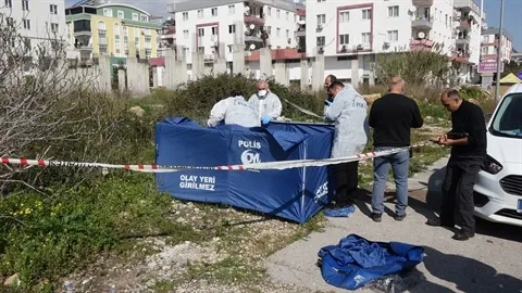 Esrarengiz kadın cesedi: Otluk alanda çorap giyili bir ayak gördüm!